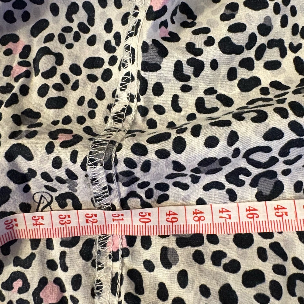 VICTORIA SECRET Leopard Pyjamas Set - Picture 10 of 10